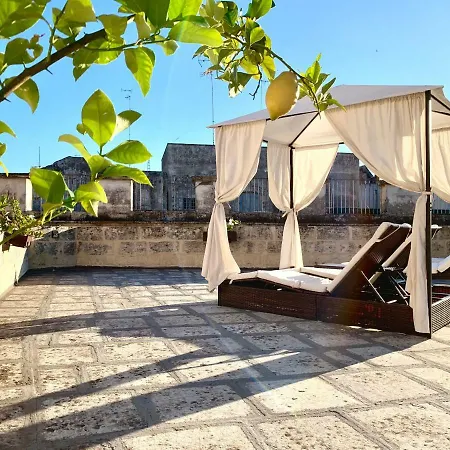 Dimora San Biagio Suites&apartment לצ'ה