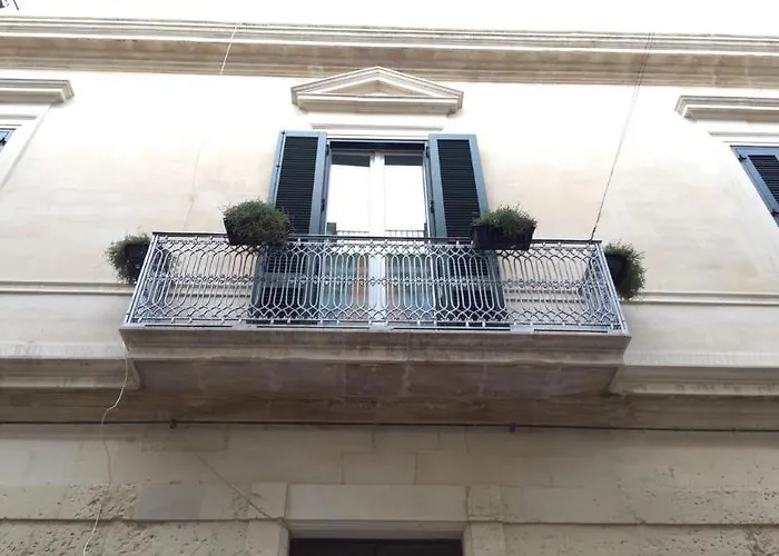 Dimora San Biagio Suites&apartment 4*