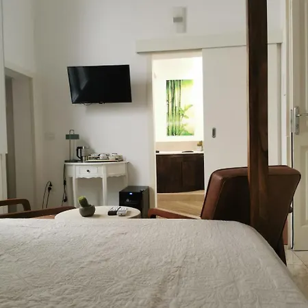 Dimora San Biagio Suites&apartment B&B