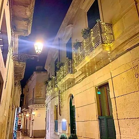 Dimora San Biagio Suites&apartment לינה וארוחת בוקר 3*