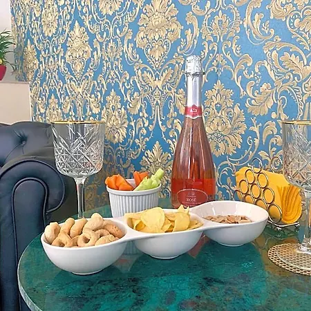 Dimora San Biagio Suites&apartment לינה וארוחת בוקר