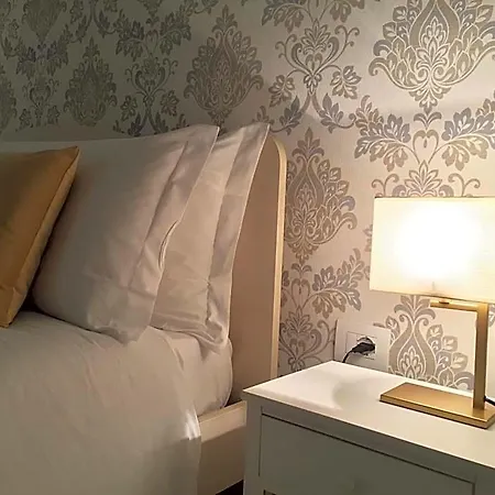 Dimora San Biagio Suites&apartment فندق مبيت وإفطار